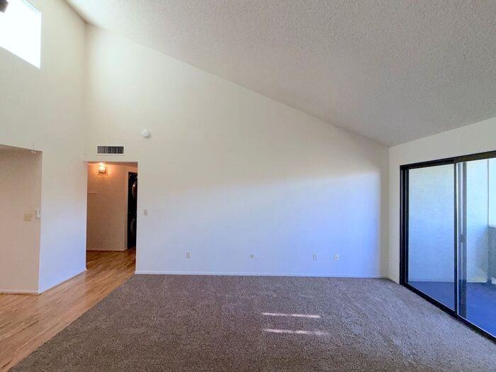 2855 Idlewild Dr - Photo 5 of 34