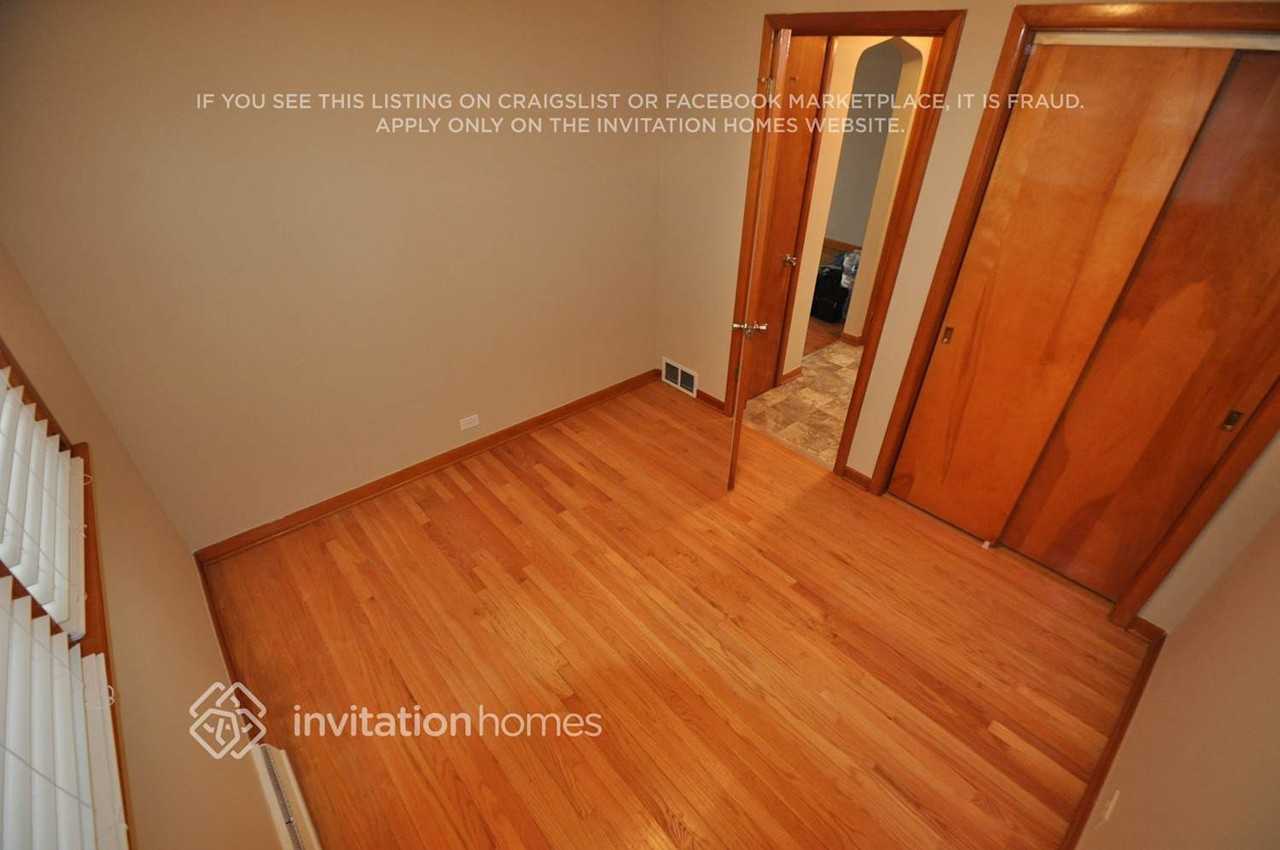 5850 S Natchez Ave - Photo 6 of 11