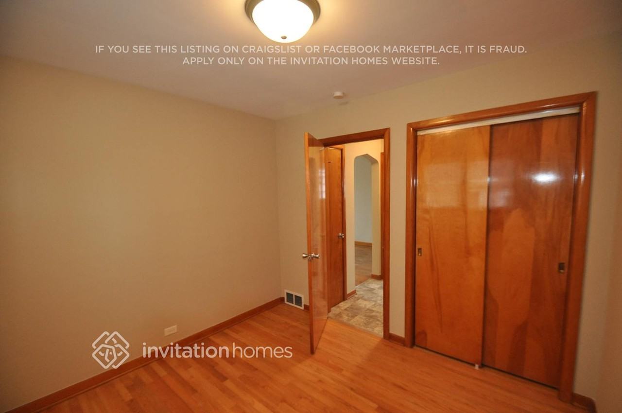 5850 S Natchez Ave - Photo 7 of 11