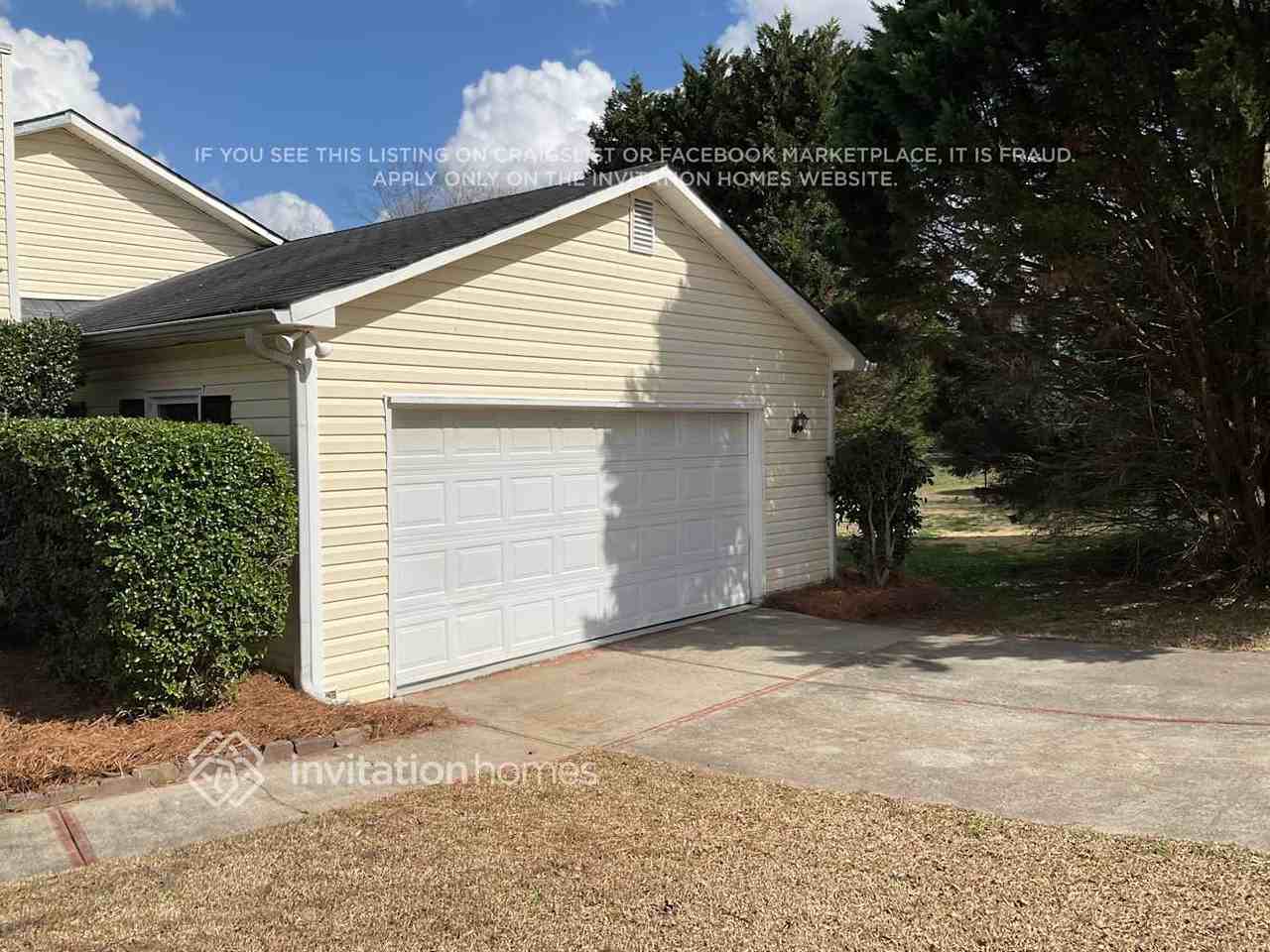 2700 Archer Way - Photo 2 of 15