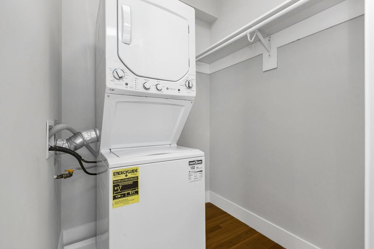 655 Powell - Photo 6 of 14