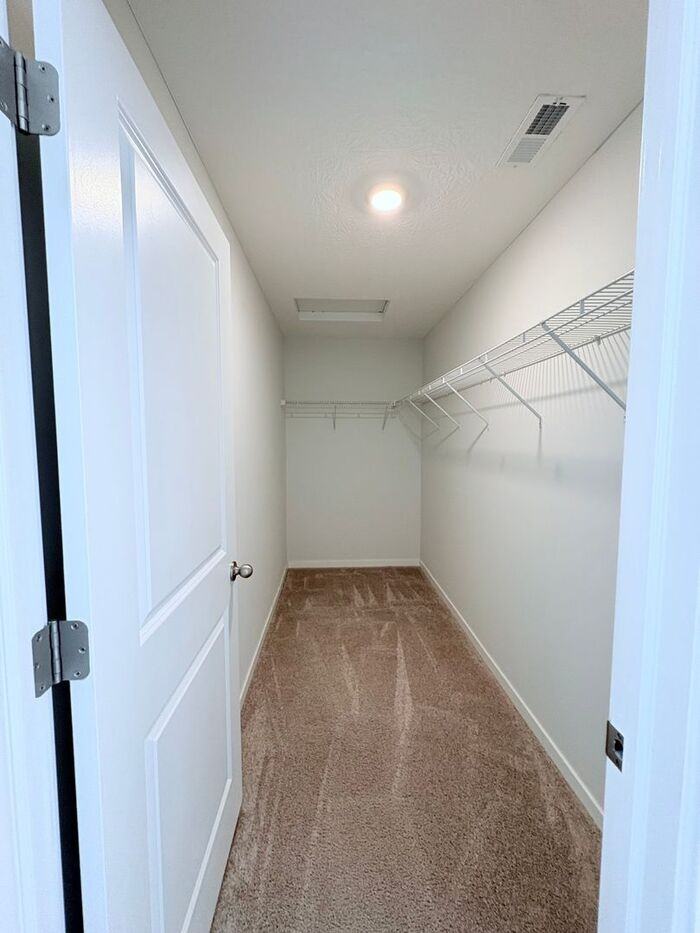 382 E Trinity Way - Photo 7 of 12