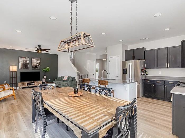 152 Antler Steel Dr - Photo 3 of 30