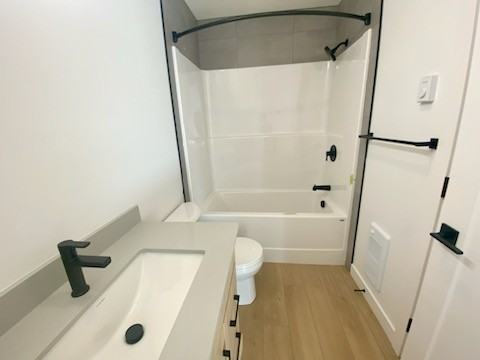 9809 153 St Nw - Photo 5 of 15