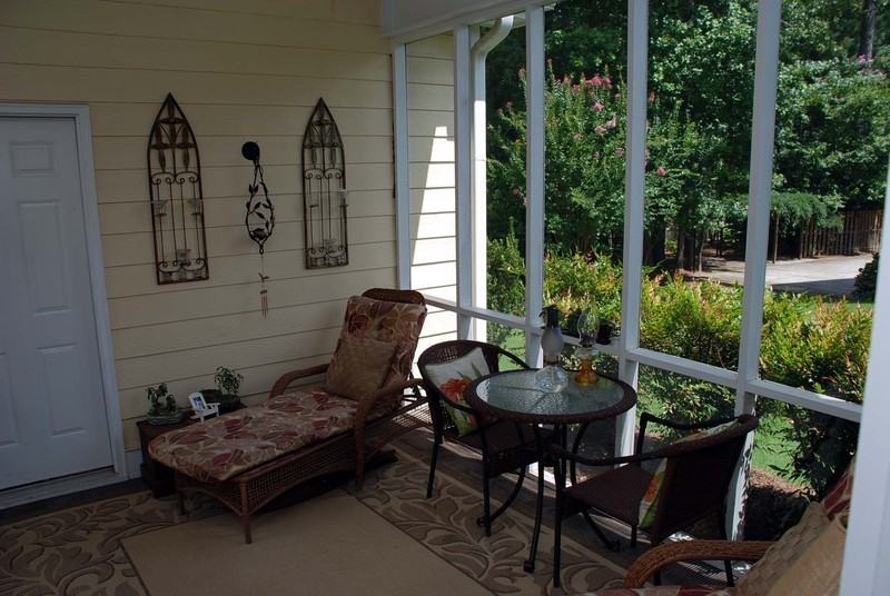 125 Denham Sq #1 - Photo 3 of 6