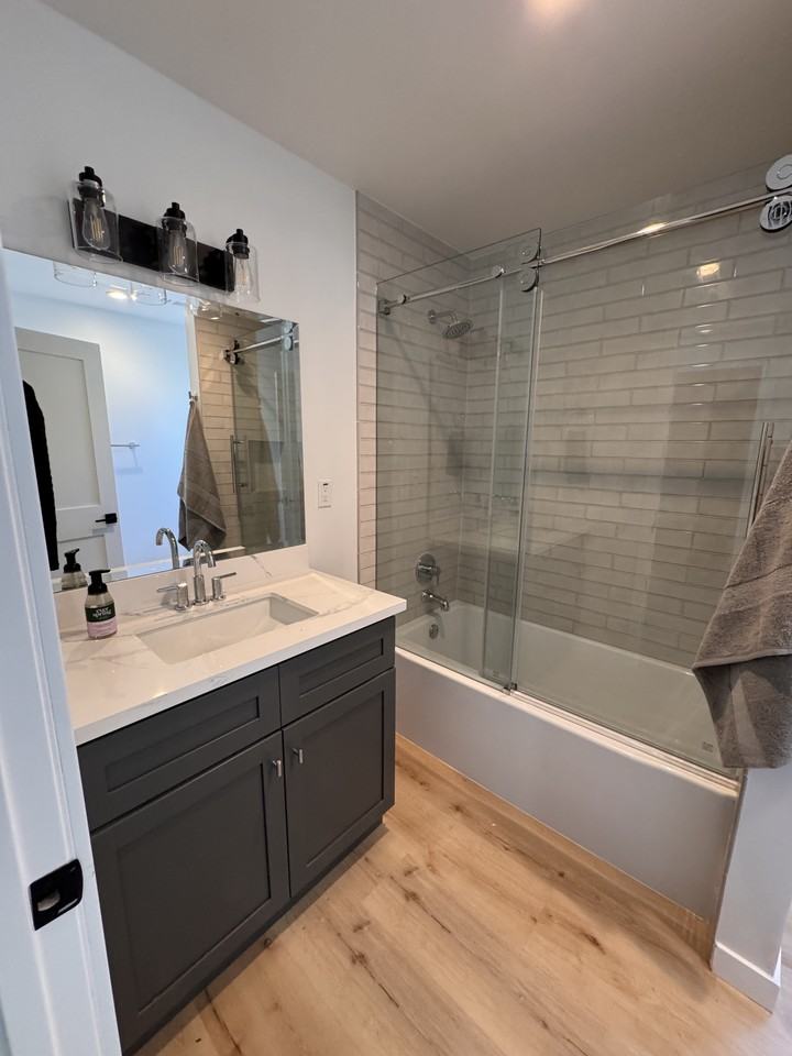 320 N Avenue 63 #NA - Photo 3 of 17