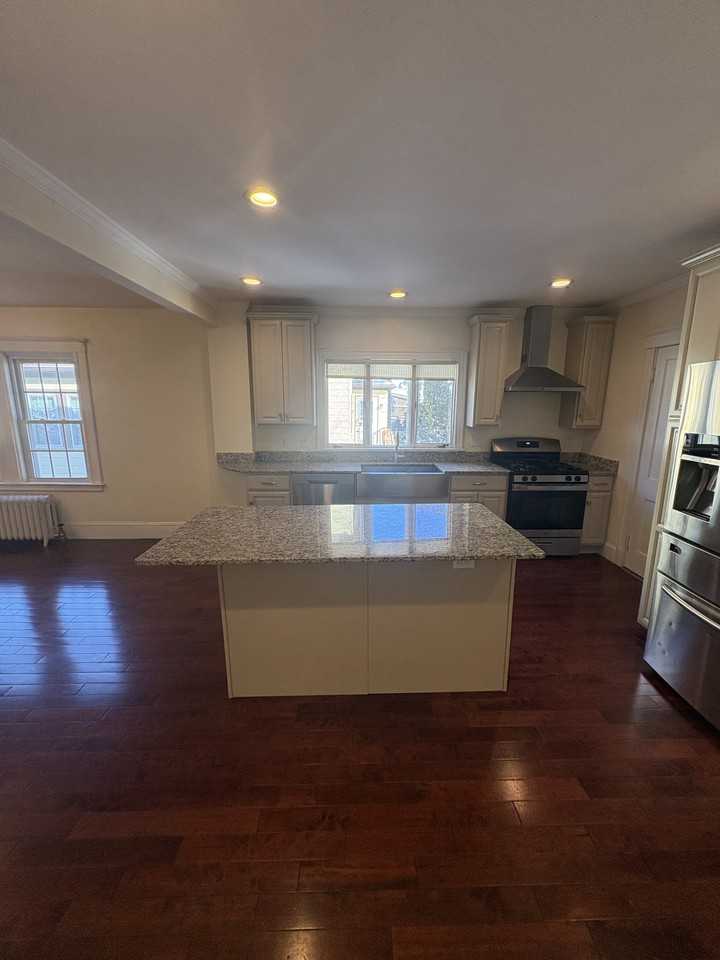 183 Main St #NA - Photo 3 of 16