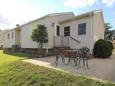 20 Elmont Rd #NA - Photo 2 of 18