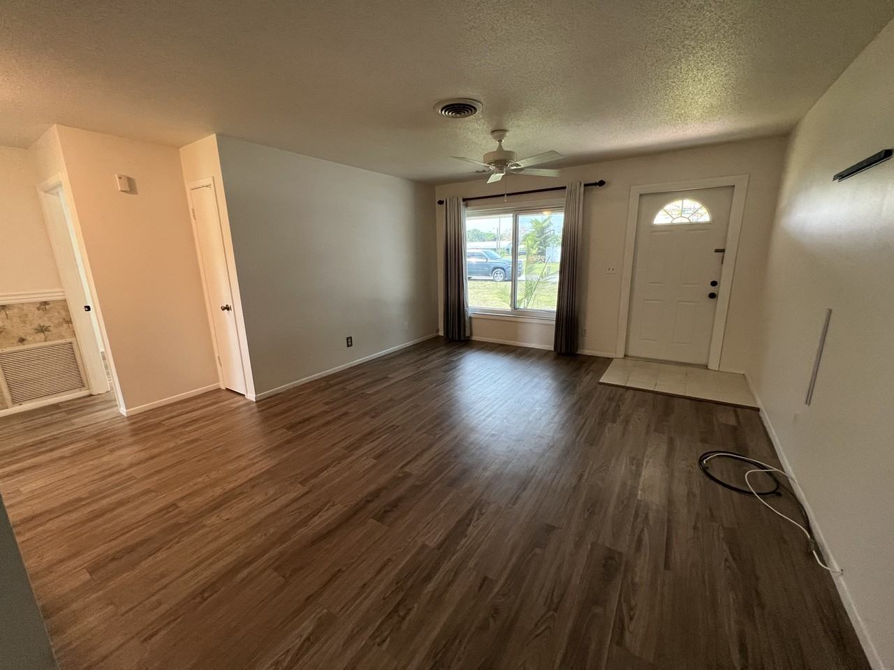 1010 35th Ave #NA - Photo 3 of 11