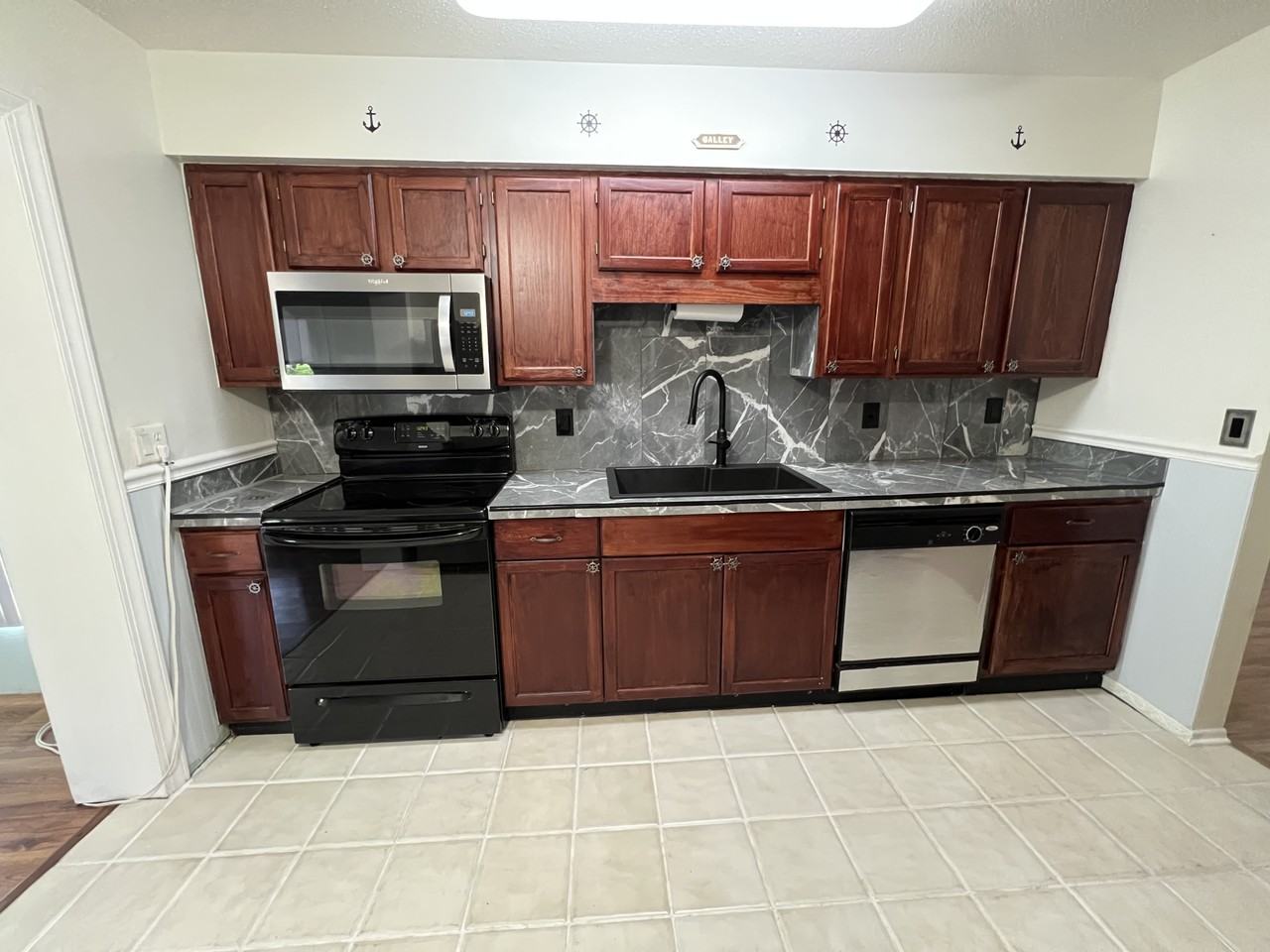 1010 35th Ave #NA - Photo 6 of 11