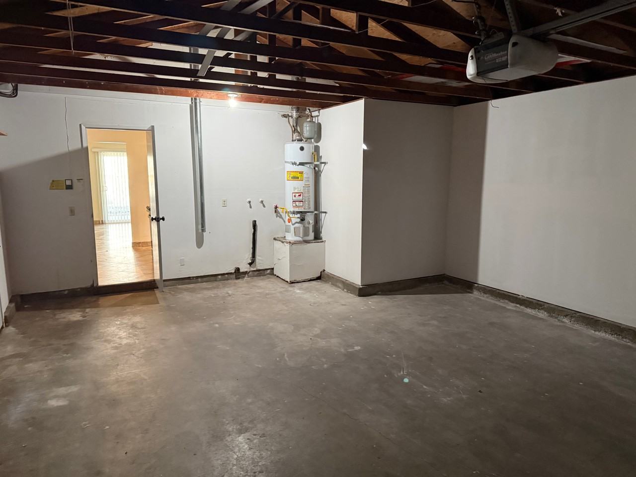 1574 Hilcorte Dr #1 - Photo 4 of 8