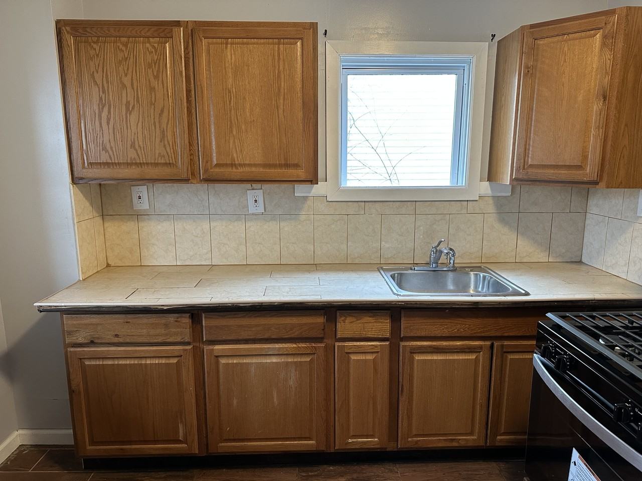 1328 7th Ave 1st Fl #1 - Photo 2 of 11