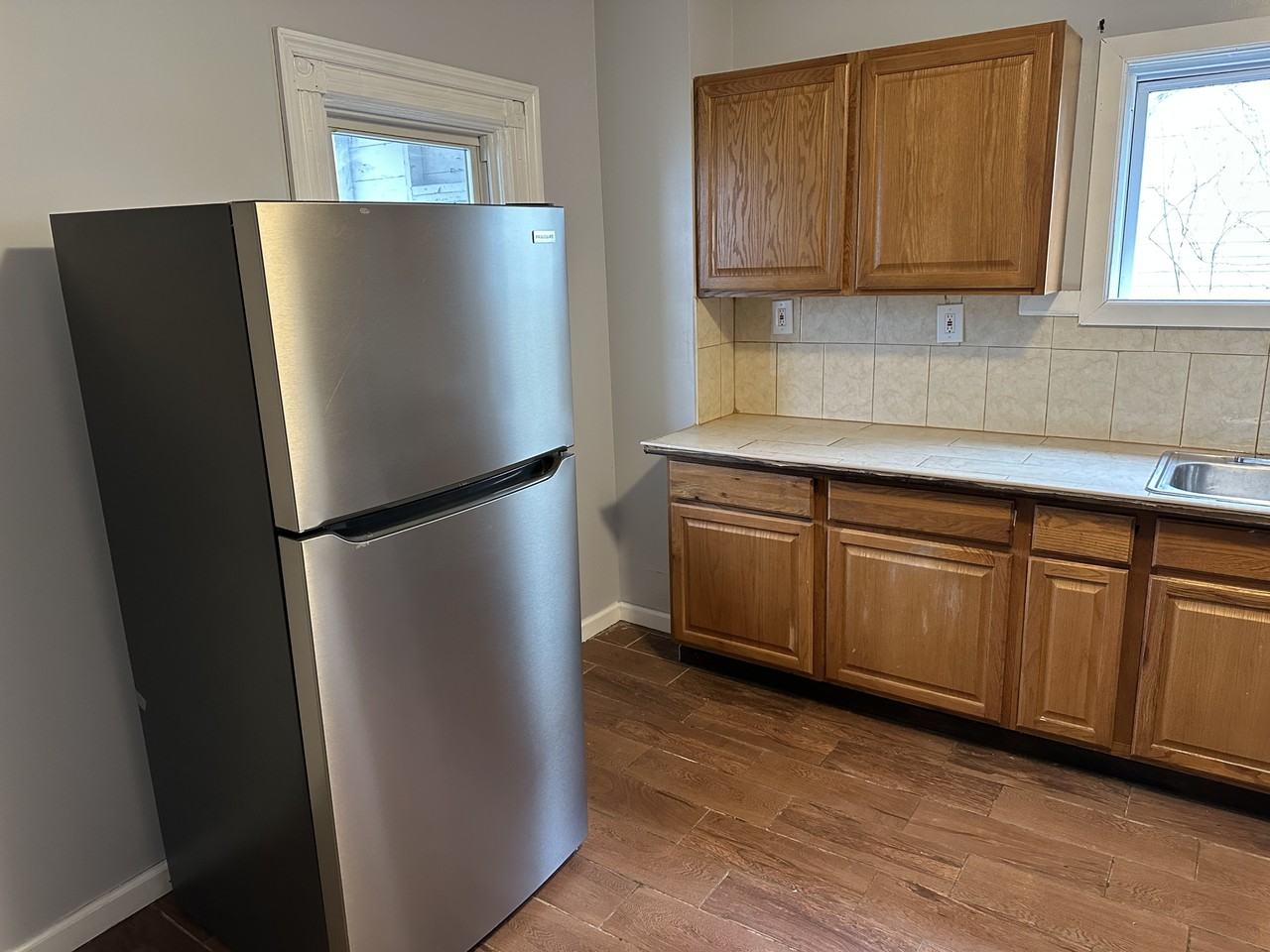 1328 7th Ave 1st Fl #1 - Photo 3 of 11