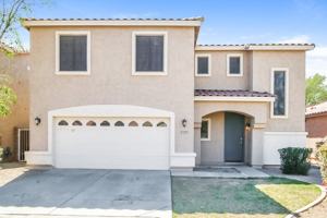 featured image of 2581 E Bellerive Dr