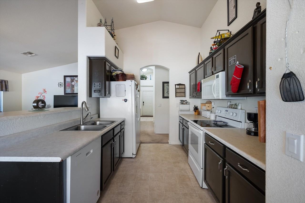 7646 E Covina St - Photo 7 of 17