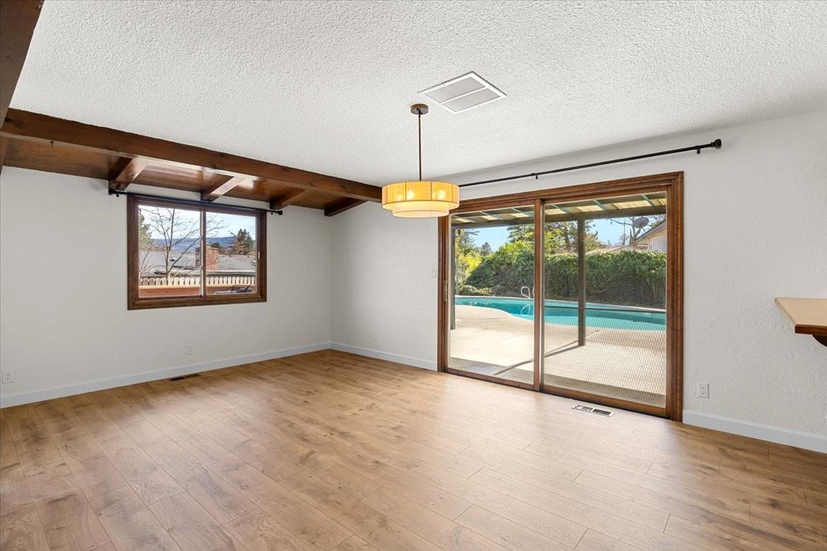 1416 Avocado Ln #1 - Photo 7 of 31