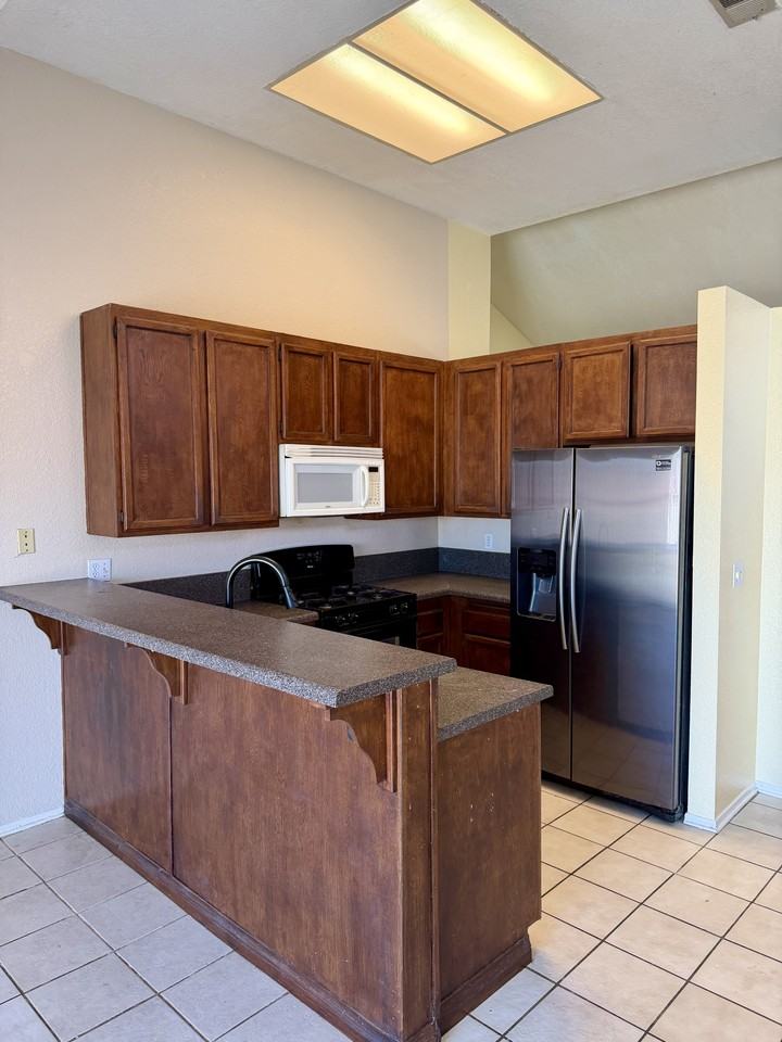 15680 Shadow Mountain Ln #1 - Photo 7 of 35