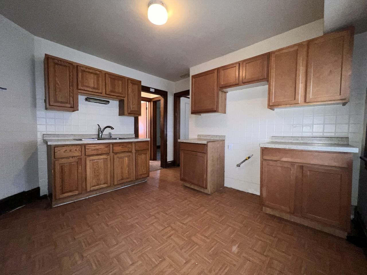 4355 N 28th St - Photo 6 of 11