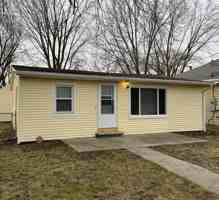 featured image of 417 N Grand Ave