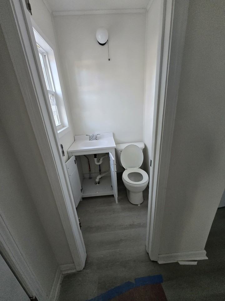 503 N Orange St #1 - Photo 6 of 17