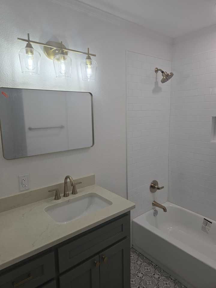 415 N 23rd St - Photo 3 of 19