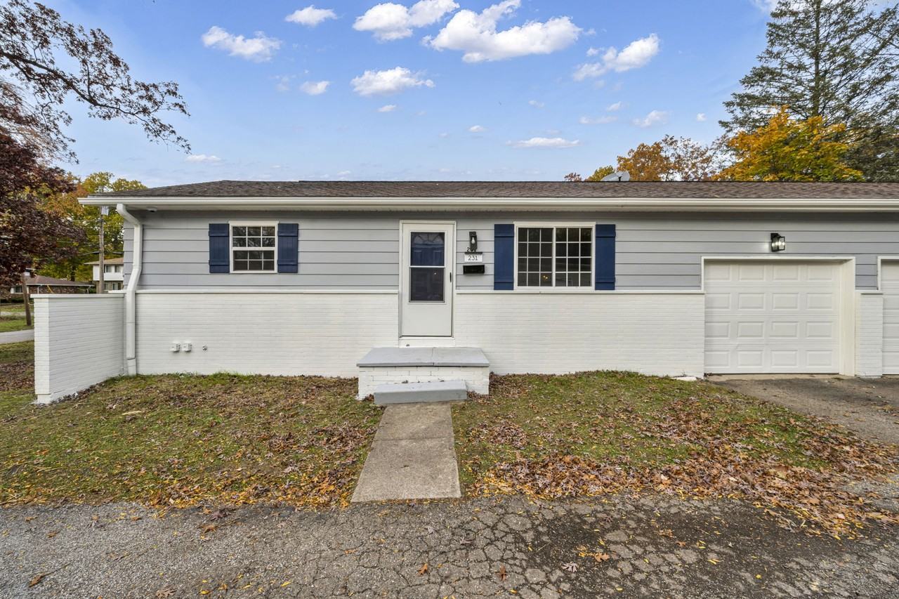 231 Randel Ave - Photo 2 of 28