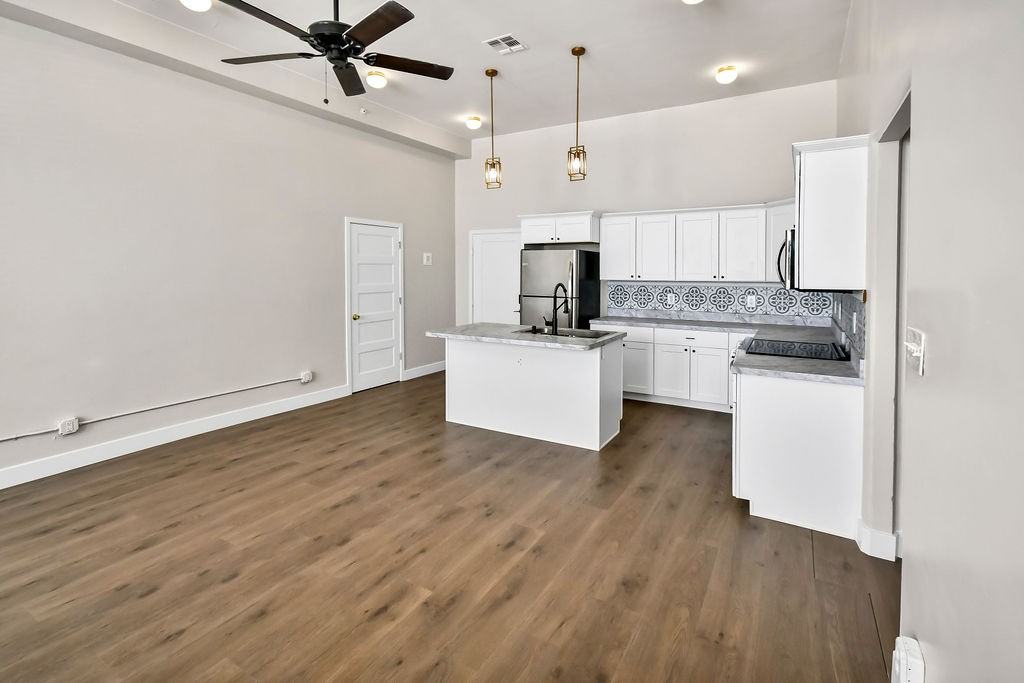 104 N Main St #302 - Photo 4 of 21