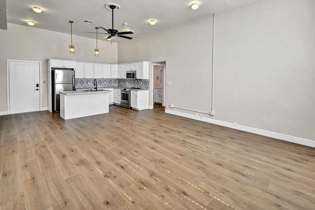 104 N Main St #302 - Photo 6 of 21