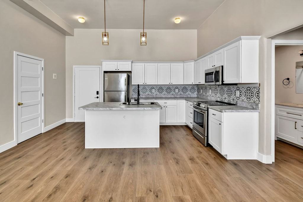 104 N Main St #302 - Photo 7 of 21