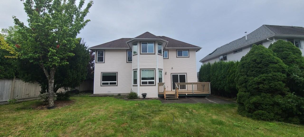 21541 87 Avenue - Photo 7 of 36