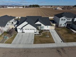 featured image of 15346 Stovall Ave