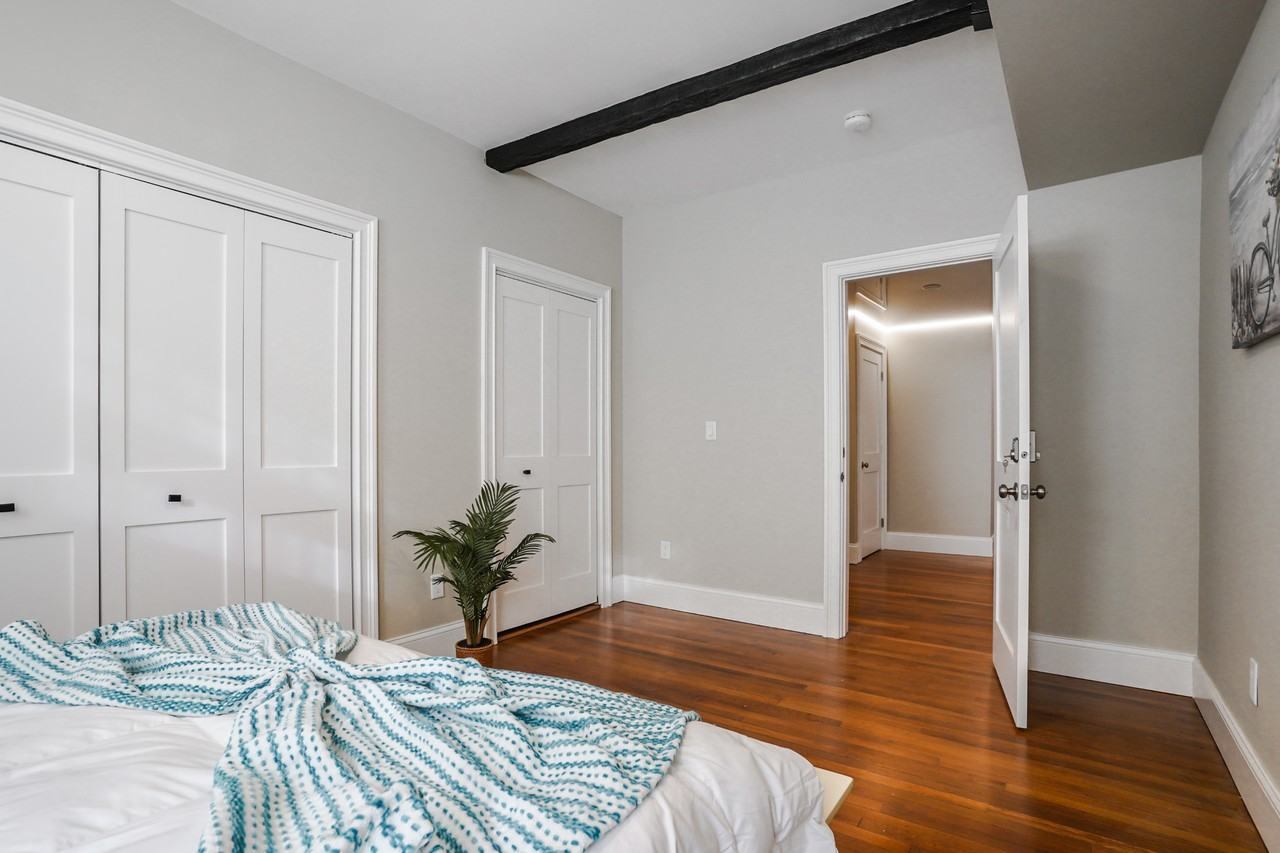 179 Babcock St #2 - Photo 6 of 11