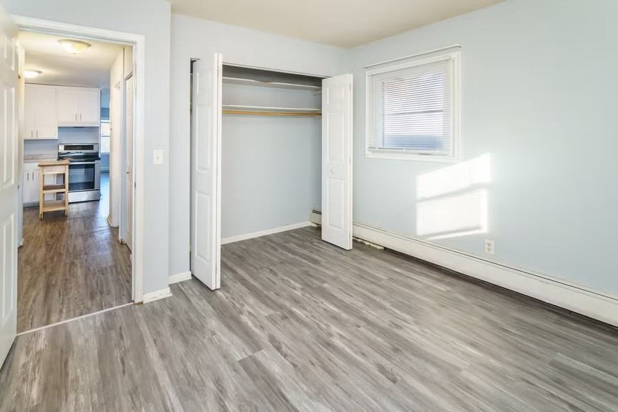 1709 26th Ave N #3 - Photo 6 of 9