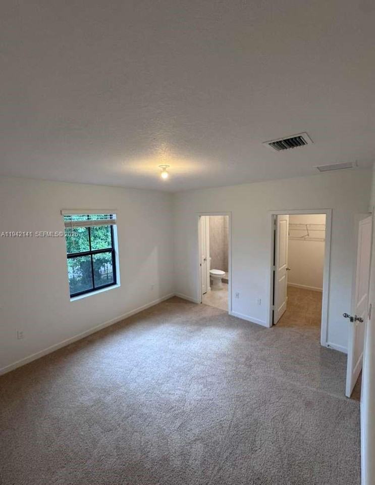 1549 Neavenue, #1549 - Photo 5 of 13