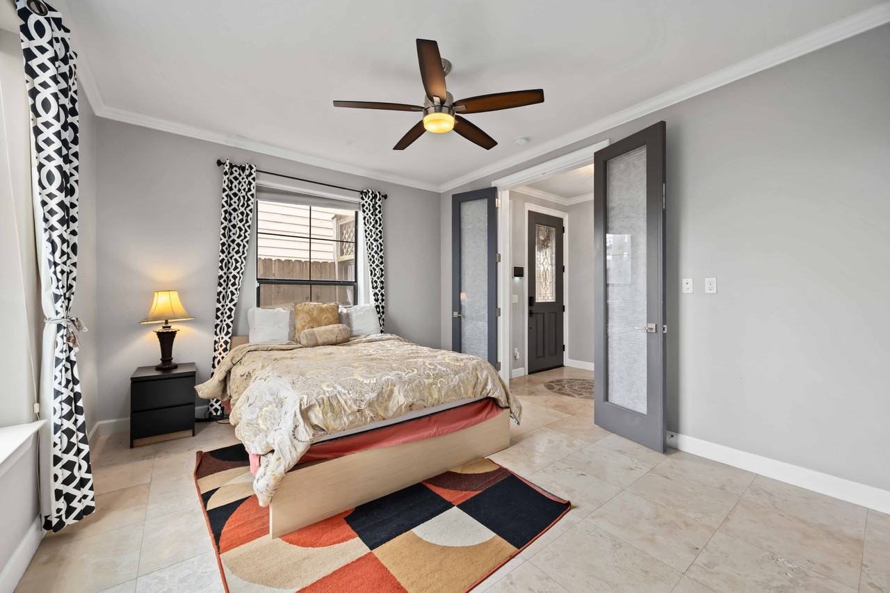 328 Bomar St - Photo 6 of 26