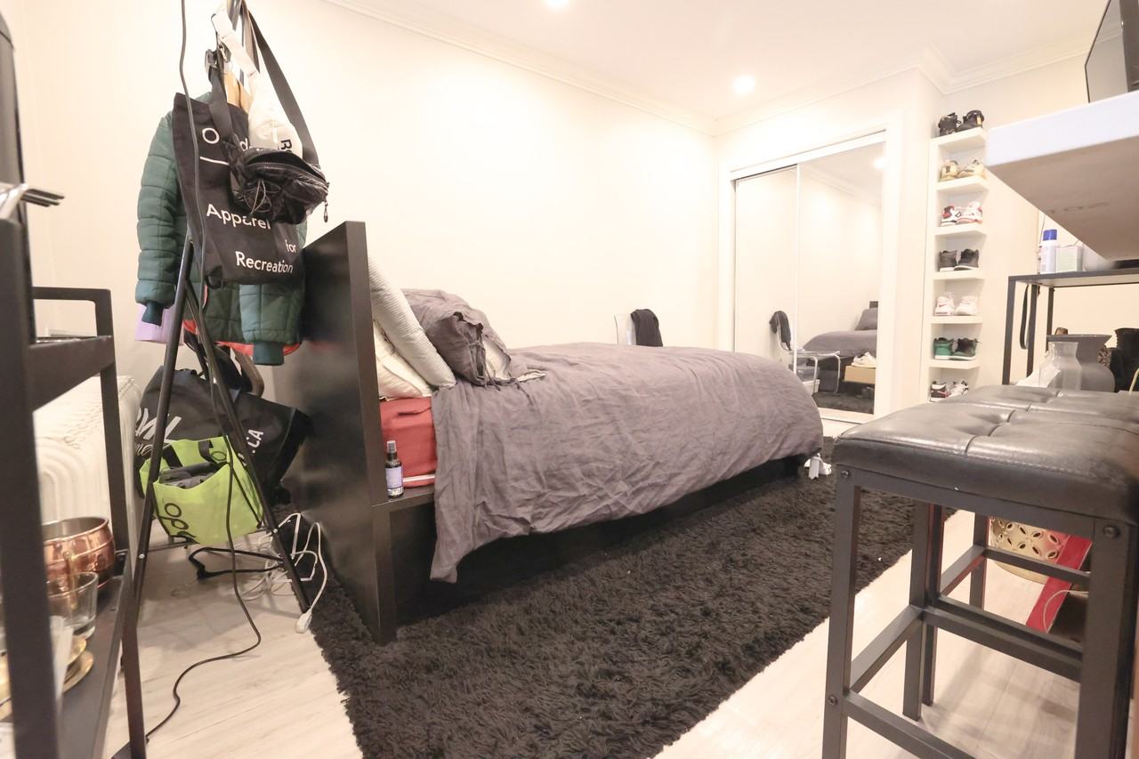 466 MacLaren Street #4 - Photo 2 of 7