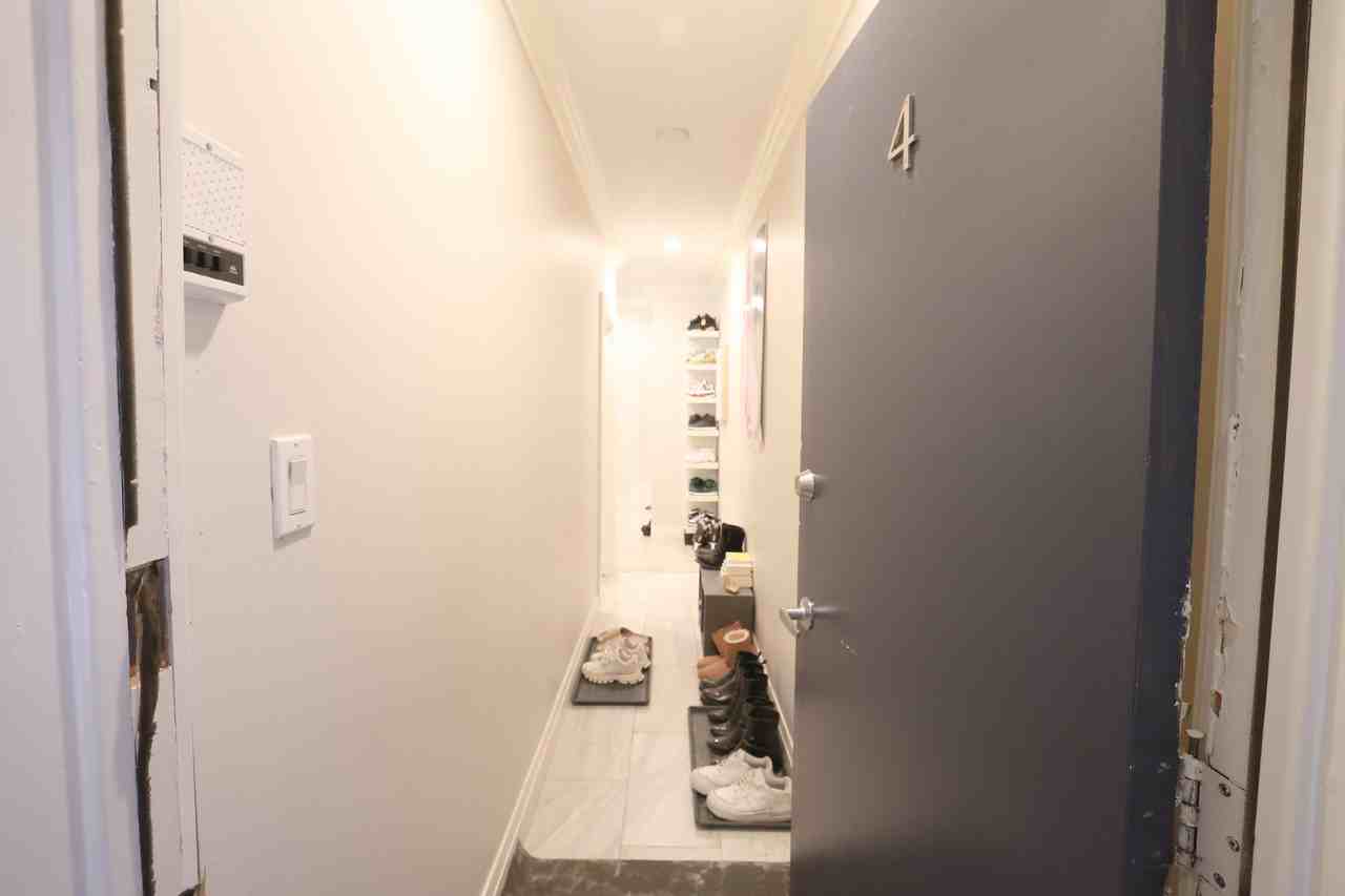 466 MacLaren Street #4 - Photo 7 of 7