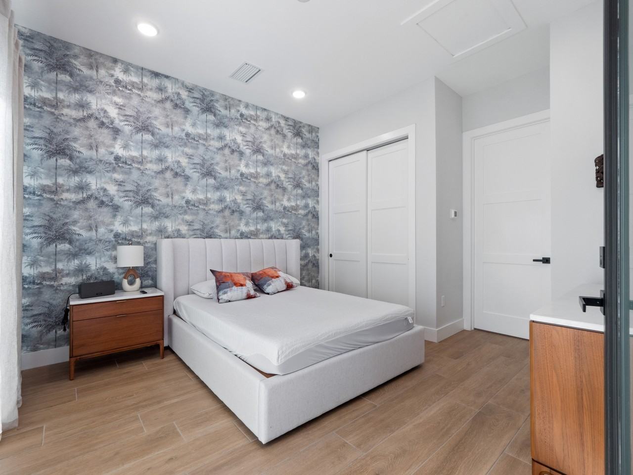 239 Hampton Loop #1 - Photo 3 of 50