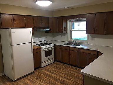 716 E Gier St #1 - Photo 3 of 18