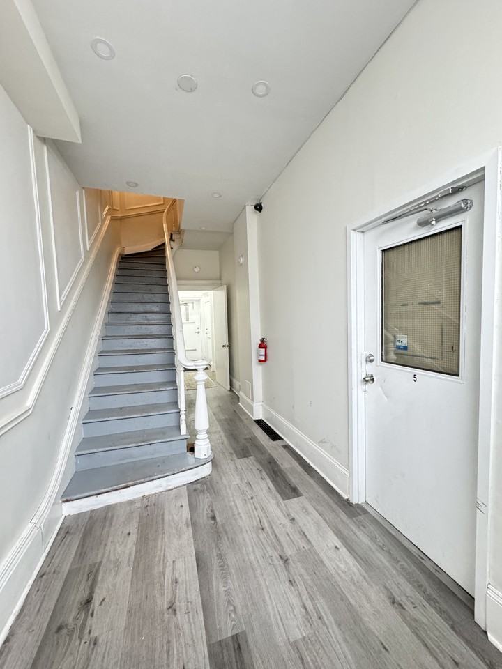 The George Street Suites - Photo 2 of 7