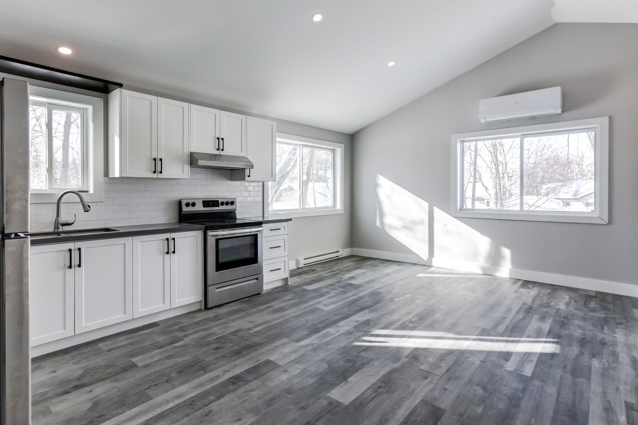 493 Gill St - Photo 7 of 17