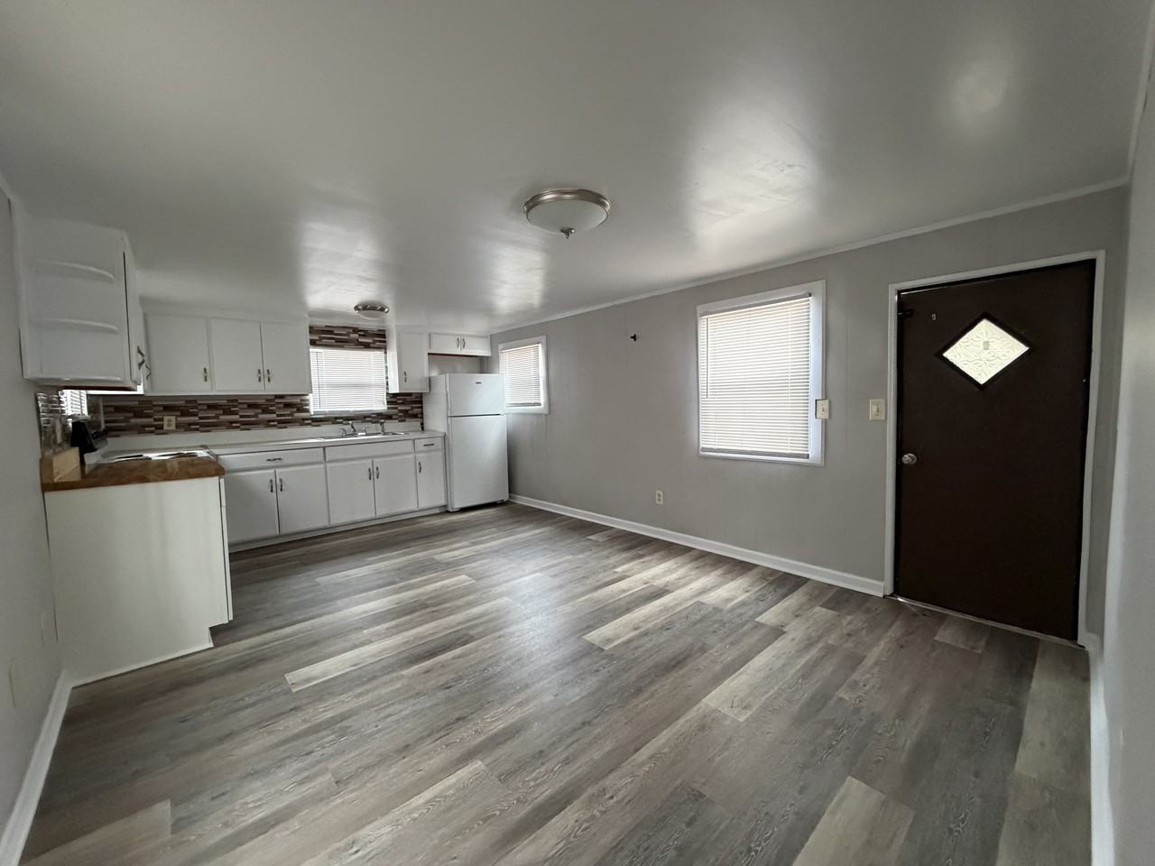 202 Hallelujah Ln #1 - Photo 4 of 7