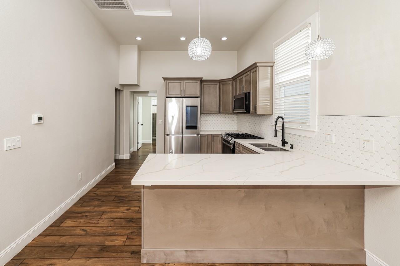 875 Wood St #875 - Photo 6 of 16