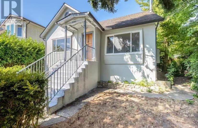 443 Wilson Street - Photo 2 of 12