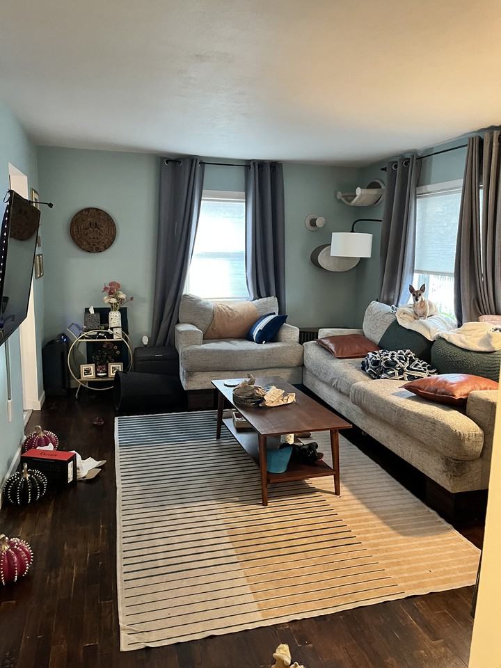 KE7-1- 166 Draper Street Northeast #1 - Photo 4 of 21