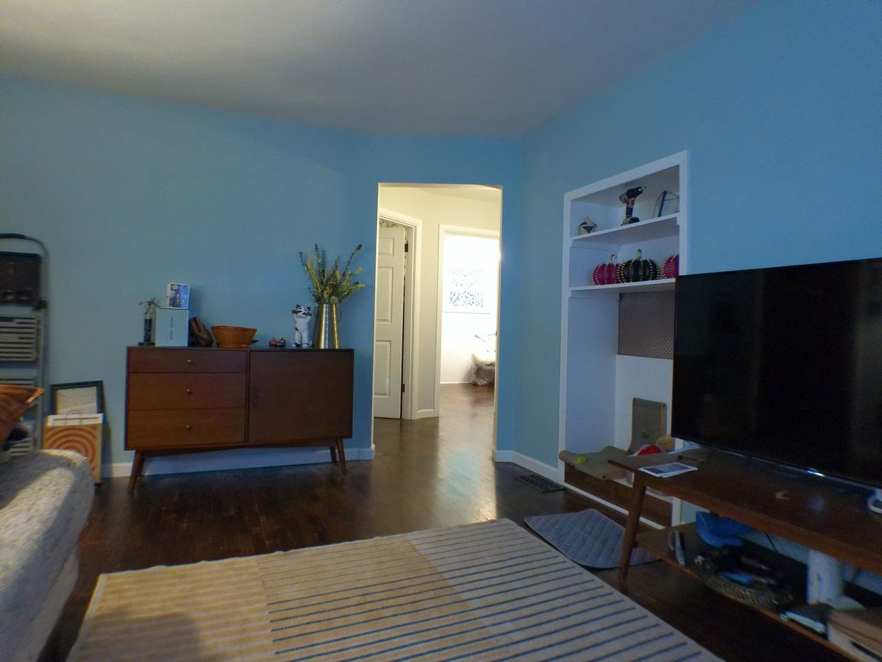 KE7-1- 166 Draper Street Northeast #1 - Photo 7 of 21