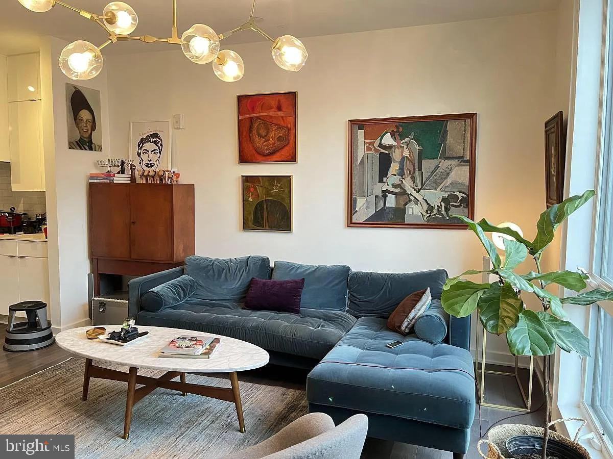 1380 Quincy St Nw #1 - Photo 7 of 20