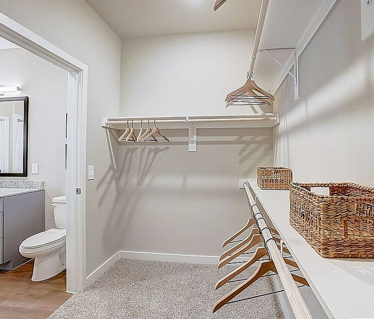 2990 Forum Parkway - Photo 5 of 14