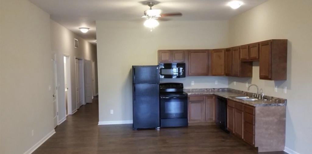 315 M St ##101 - Photo 4 of 14