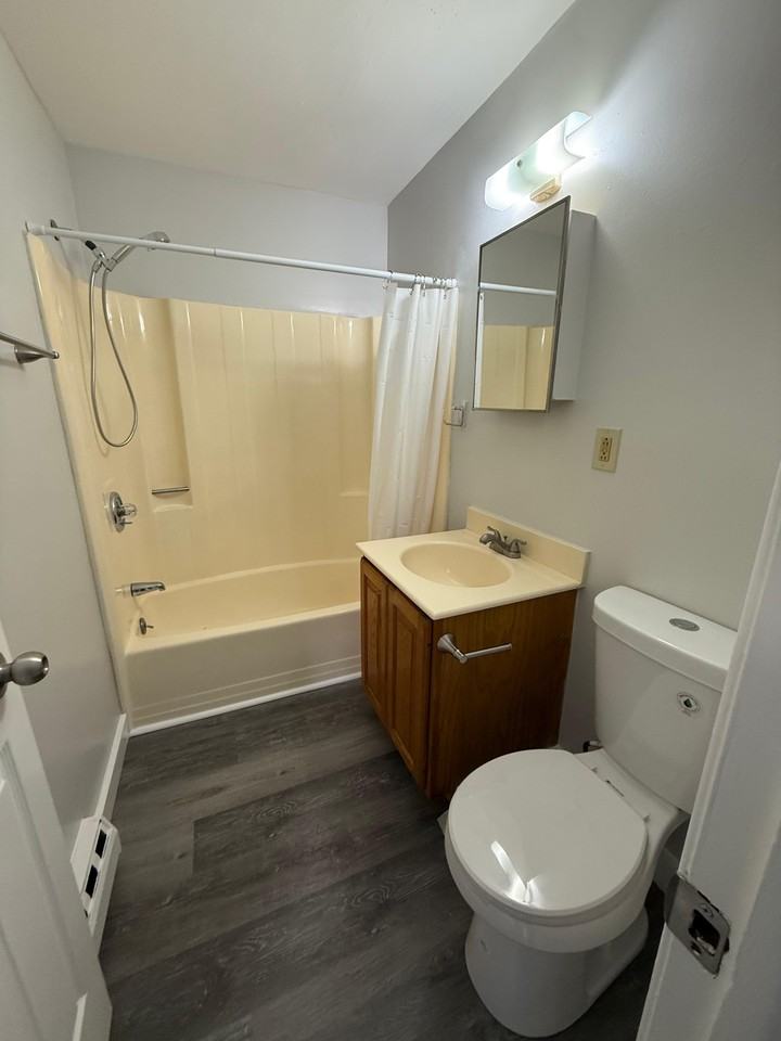 367 East St #1D - Photo 6 of 11